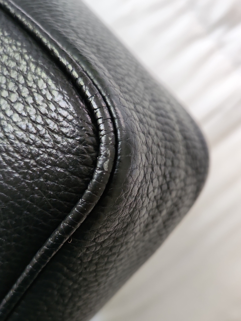 Quince Black Italian Leather Crossbody Bag - Picture 9 of 12